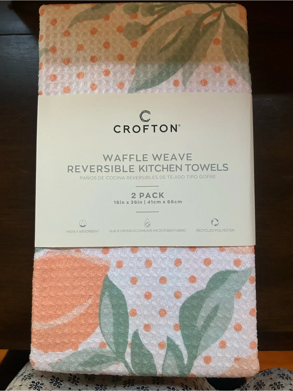 2 pkgs of 2 (4)  Peaches Reversible Waffle Weave Kitchen Towels